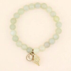 Freshwater Curated Goods - Conch Shell Charm Bracelet in Natural Jade
